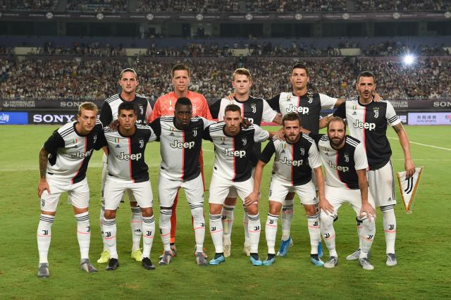 龙赛罗：阿隆索曾说皇马要踢摇滚足球，现在既不摇滚也无节奏（龙赛罗：阿隆索曾言皇马要打摇滚风足球，如今既无摇滚味也缺节奏）