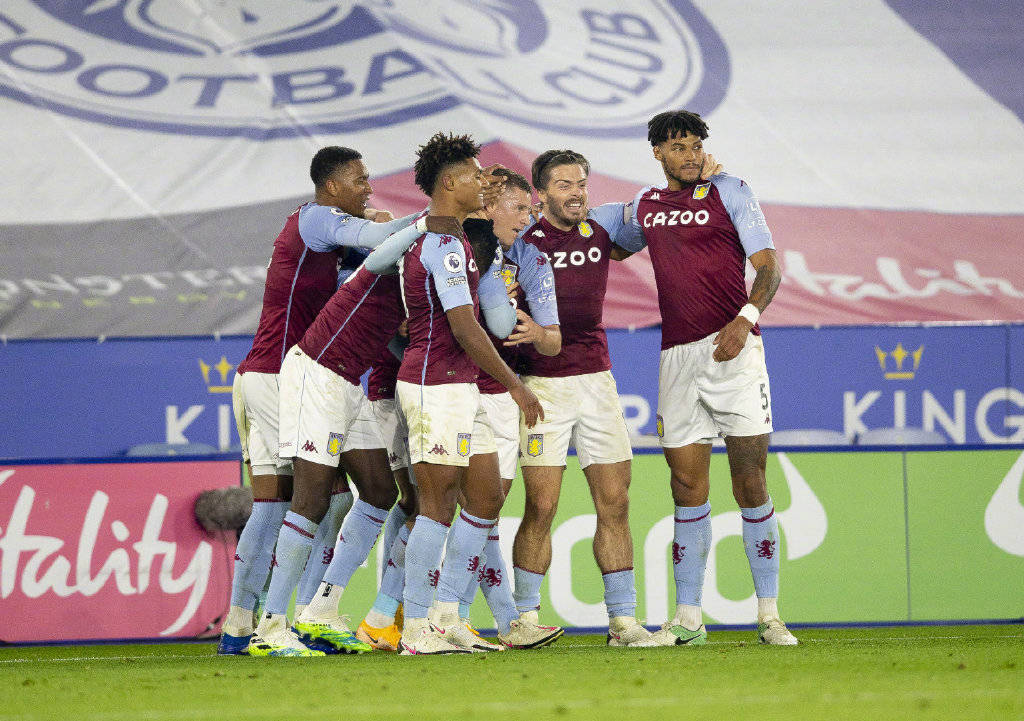 皇马新草坪首秀！伯纳乌迎战塞尔塔，顶级草皮能否助力球队延续辉煌？（伯纳乌全新草皮首演：皇马迎战塞尔塔，绿茵升级能否助球队续写辉煌？）