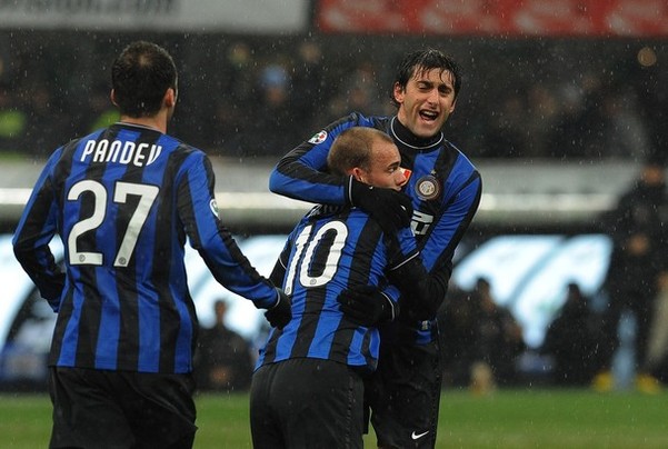 阿迪将为中国U15-U16球员搭建海外集训平台，选拔教练赴海外深造（阿迪为中国U15-U16球员搭建海外训练平台，并选派教练赴外研修）