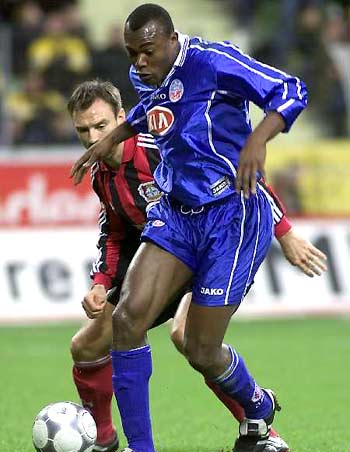 官方：现年36岁的前瑞典国脚、尤文旧将埃克达尔宣布退役（埃克达尔官宣退役：36岁瑞典前国脚、尤文旧将告别足坛）