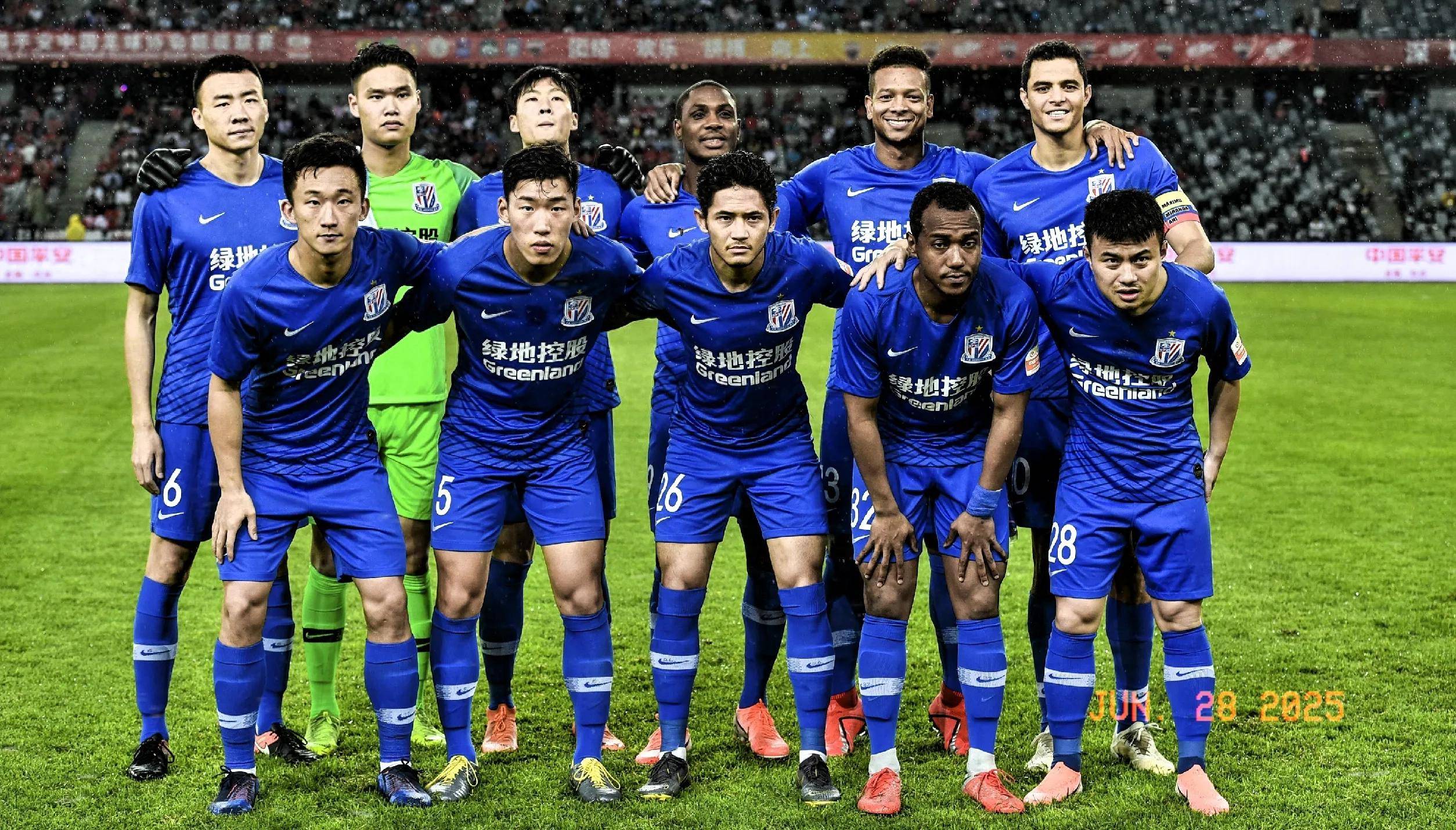 皇家马德里面临伤病危机，卡马万加和赫伊森几乎无缘对阵曼城（皇马遭伤病潮侵袭，卡马万加与赫伊森或缺席对曼城一战）